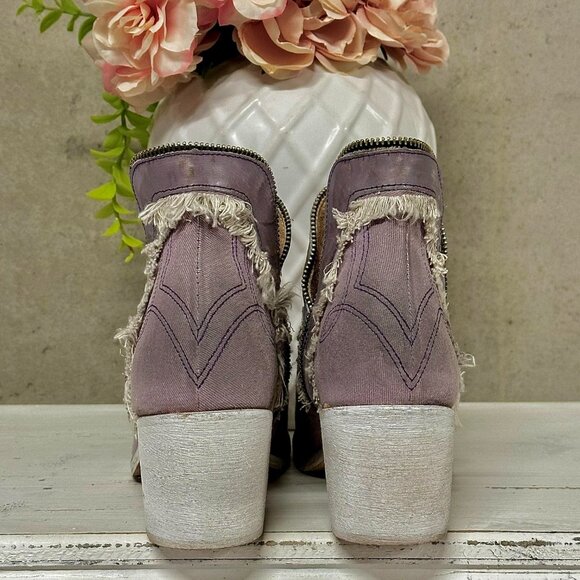 NWOT Circle G by Corral Distressed Purple Denim Ankle Boots - Picture 4 of 8